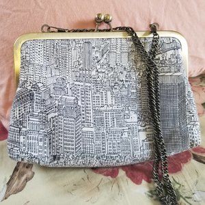 Handmade Bagnoir Chain Strap Bag New York Skyline